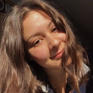 Meet your Posher, Danielle